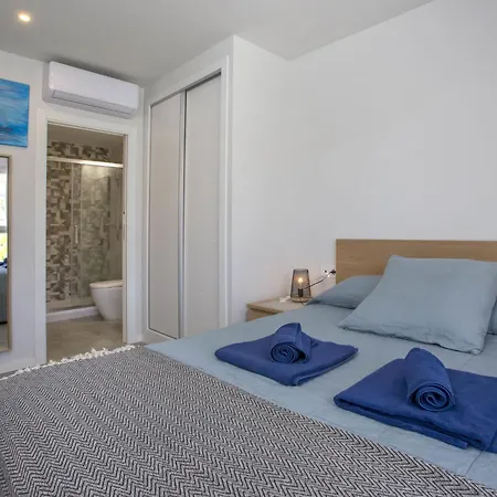 Apartment Victoria Playa Iii By Interhome