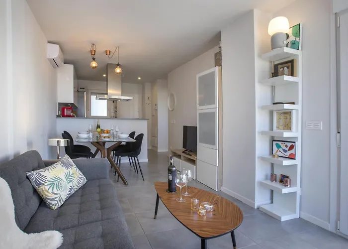 Victoria Playa Iii By Interhome